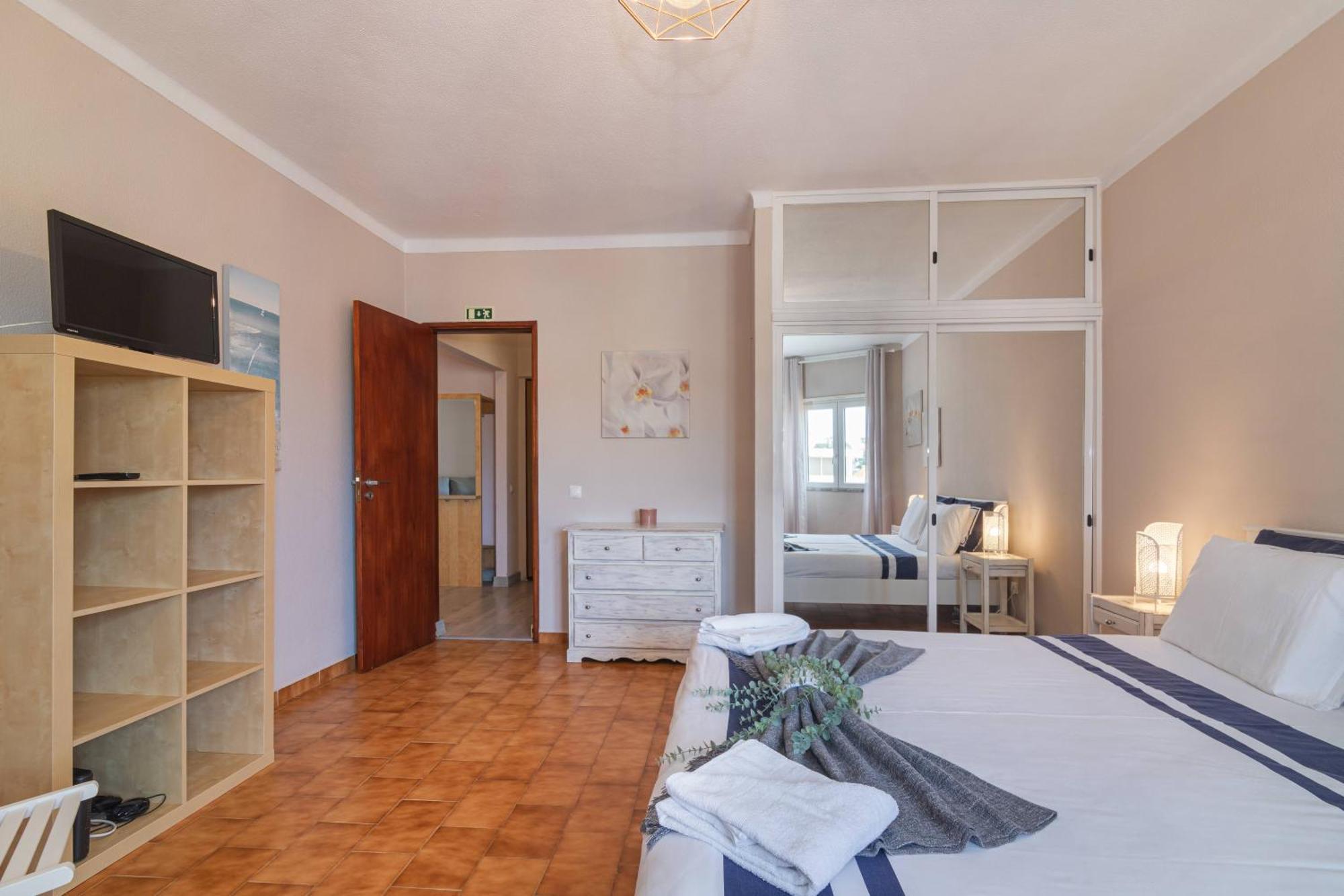 Appartamento Patio Da Rocha - Silhueta Citadina Portimão Esterno foto
